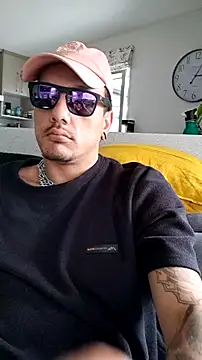 TAIZ69WORLD online show from September 18, 2:57 am