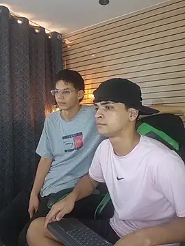 317894 online show from March 20, 10:36 pm