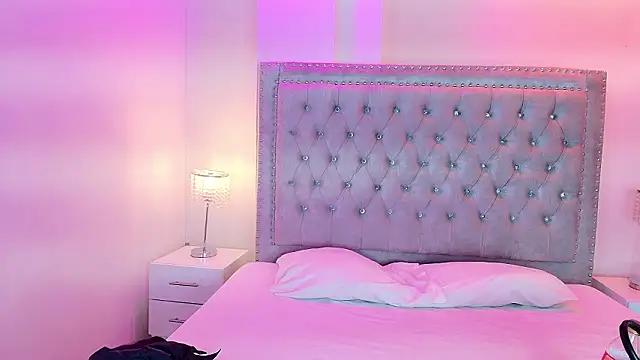 Lia adamsss online show from March 6, 3:47 am