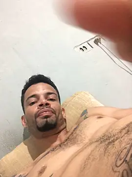 HenriquePhn online show from April 5, 7:00 pm