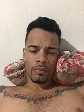 HenriquePhn online show from June 3, 12:46 am