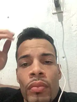 HenriquePhn online show from June 25, 12:32 am