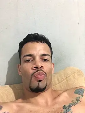 HenriquePhn online show from July 25, 3:04 am