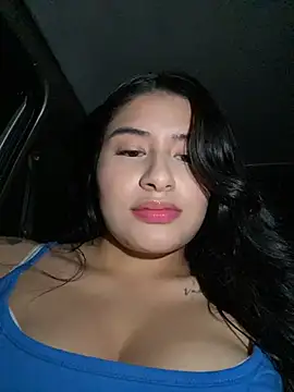 andrea gomes  online show from April 7, 6:58 am