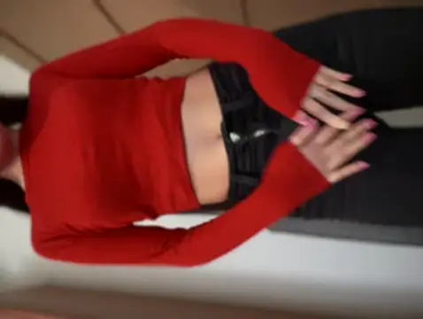 EvieSexy online show from March 19, 10:00 am