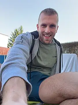 trainwithme online show from March 23, 9:46 am