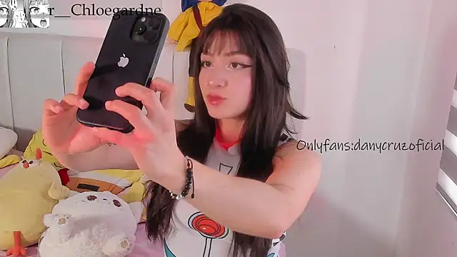 Snapshot of chloee_gardner chatting on October 7, 9:56 pm chloee gardner online show from October 7, 9:56 pm