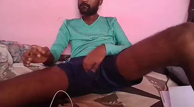 dusky-body online show from March 19, 9:49 am