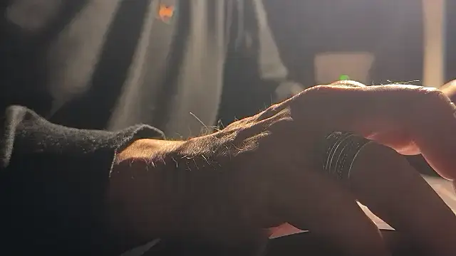 Max 965 online show from December 14, 5:51 pm