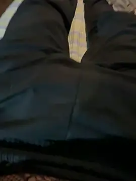 Max 965 online show from April 15, 3:19 pm