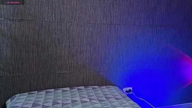 Thalia anderson online show from April 17, 4:04 am