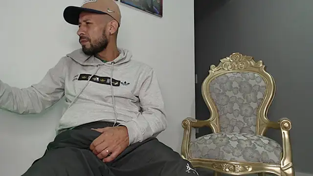 bigdick monster1 online show from November 16, 11:05 am