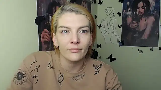 VanessaRey  online show from March 17, 8:50 am