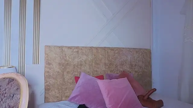 angelinarouse  online show from May 30, 3:58 am