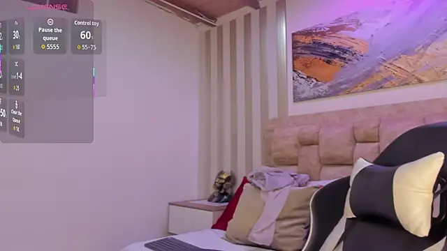 Snapshot of sharonscoth chatting on February 9, 12:25 am sharonscoth online show from February 9, 12:25 am