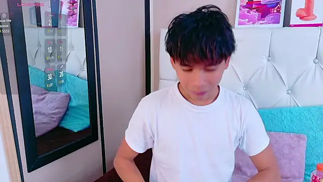 Ethan Westt online show from June 1, 8:43 pm