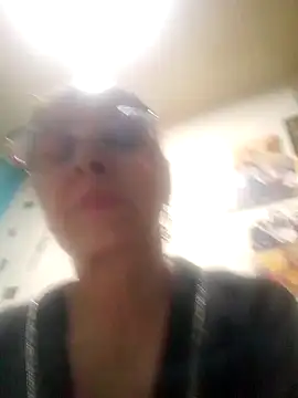 Amadamilf1980 online show from July 19, 11:19 pm