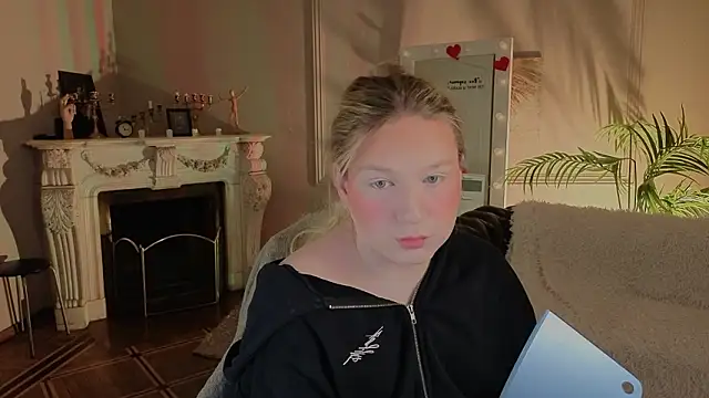 Jes Solar online show from March 6, 10:06 pm