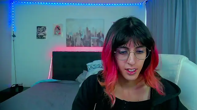 goth minerva online show from March 19, 1:37 pm