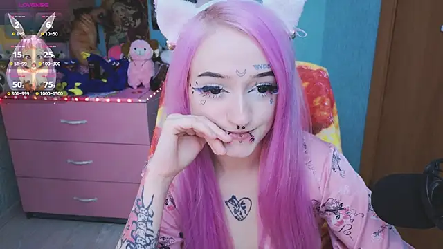 Snapshot of Manuela_unicorn chatting on September 16, 5:41 am Manuela unicorn online show from September 16, 5:41 am