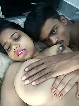 Snapshot of Mis_jay chatting on October 22, 8:36 am Mis jay online show from October 22, 8:36 am