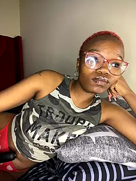 YummyMelanin117 online show from October 6, 7:22 pm