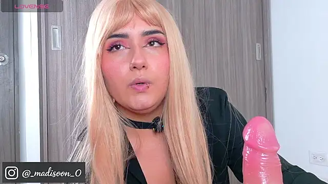 mady malkovax online show from April 11, 8:02 pm