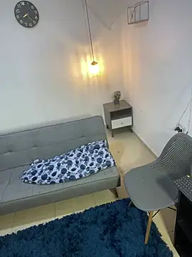 samxx muscle online show from April 12, 1:27 pm