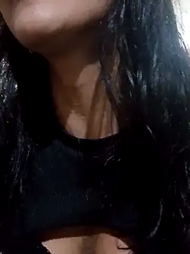 Camilitah online show from April 16, 6:30 pm