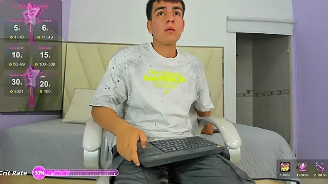 Hotboy21  online show from January 13, 3:56 am