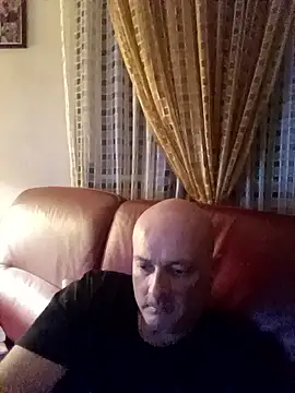 Alexis Bull online show from September 14, 9:58 pm