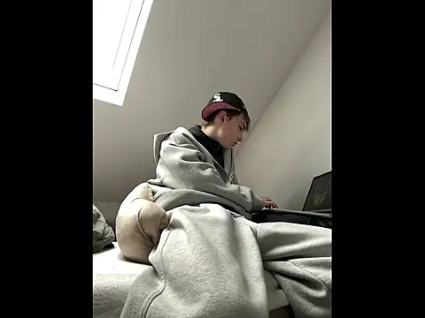 colar55x online show from February 23, 2:36 pm