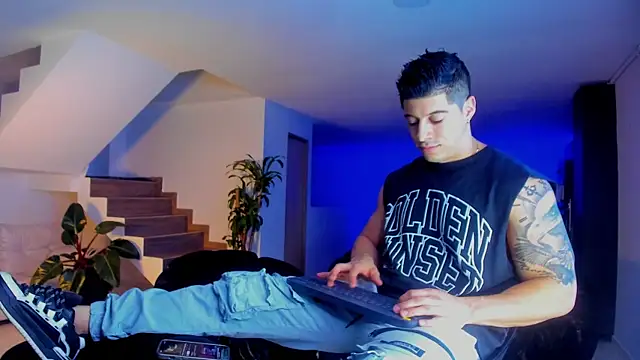 Lukas Green online show from March 29, 1:27 am