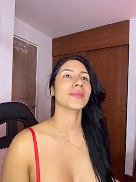 ArianaReynoldss online show from April 16, 8:09 pm