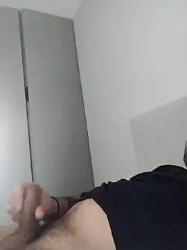 Snapshot of iunutmi chatting on November 2, 10:17 am iunutmi online show from November 2, 10:17 am