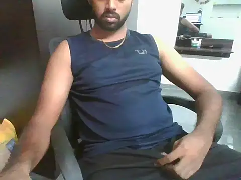 Snapshot of lovelyakash69 chatting on March 7, 10:12 am lovelyakash69 online show from March 7, 10:12 am
