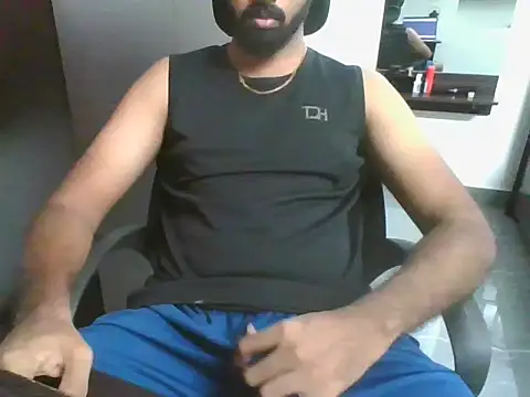Snapshot of lovelyakash69 chatting on June 30, 5:30 am lovelyakash69 online show from June 30, 5:30 am