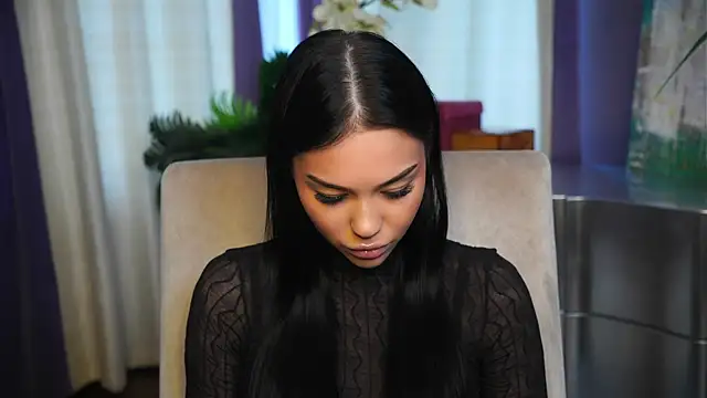 MaidaHayne online show from March 20, 12:32 pm