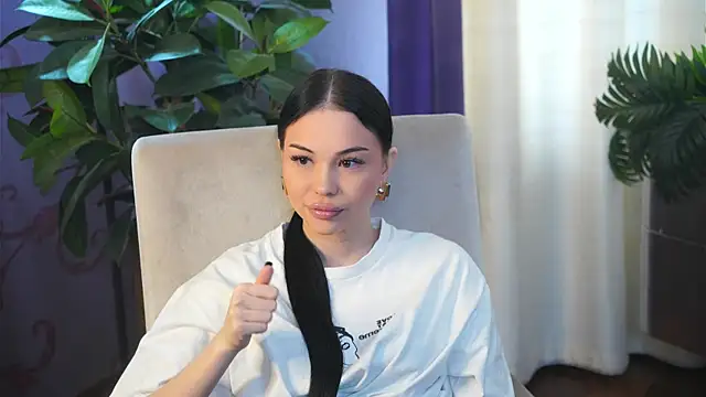 MaidaHayne online show from March 21, 12:06 pm