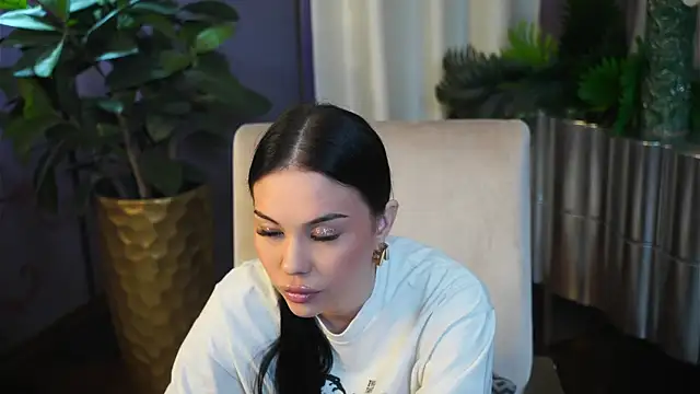 MaidaHayne online show from March 21, 3:35 pm