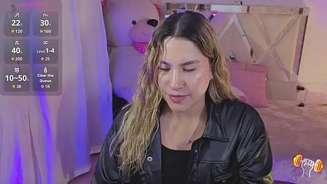 saaya tay online show from March 22, 3:54 am