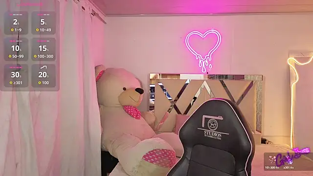 saaya tay online show from April 11, 3:22 am