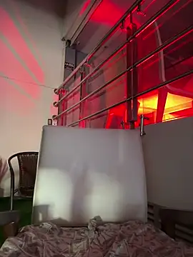 Snapshot of PapiStan chatting on March 7, 6:21 am PapiStan online show from March 7, 6:21 am