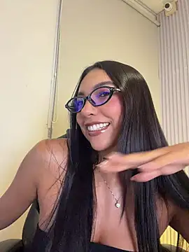 Snapshot of ImAshley1 chatting on July 14, 6:18 am ImAshley1 online show from July 14, 6:18 am