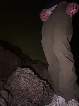 Snapshot of Chaud06_french chatting on February 24, 7:01 pm Chaud06 french online show from February 24, 7:01 pm