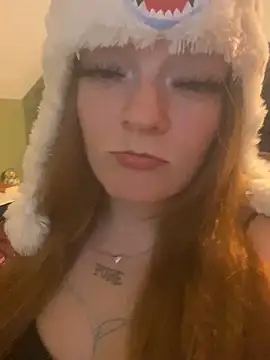 Snapshot of bankruptbabe chatting on April 1, 4:02 am bankruptbabe online show from April 1, 4:02 am