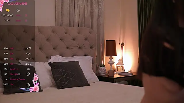 Snapshot of RubyxBanks chatting on October 2, 9:11 pm RubyxBanks online show from October 2, 9:11 pm
