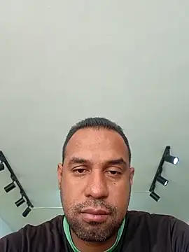 elnegro707070 online show from February 7, 1:26 pm