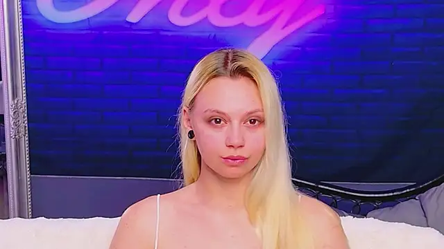 Snapshot of AlessiaCroft chatting on July 4, 4:07 am AlessiaCroft online show from July 4, 4:07 am