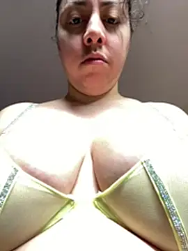 Snapshot of w3tkittty chatting on June 26, 10:14 pm w3tkittty online show from June 26, 10:14 pm